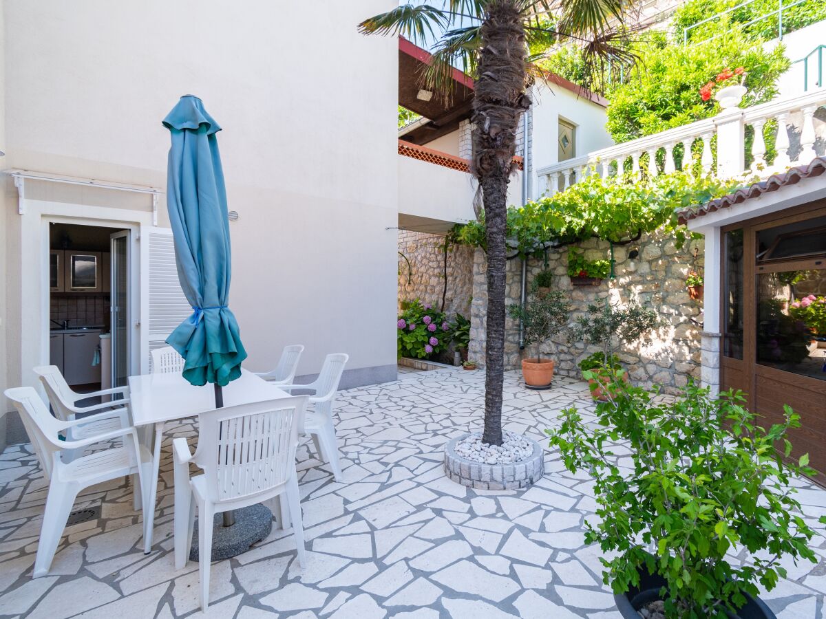 Apartment Two bedroom apartment with balcony and sea view Rab A-14120-c - Outdoor photo 5