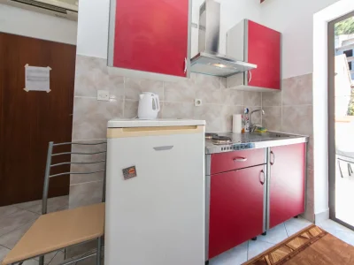 Apartment Studio flat near beach Brist, Makarska AS-15714-d - Outdoor photo 9