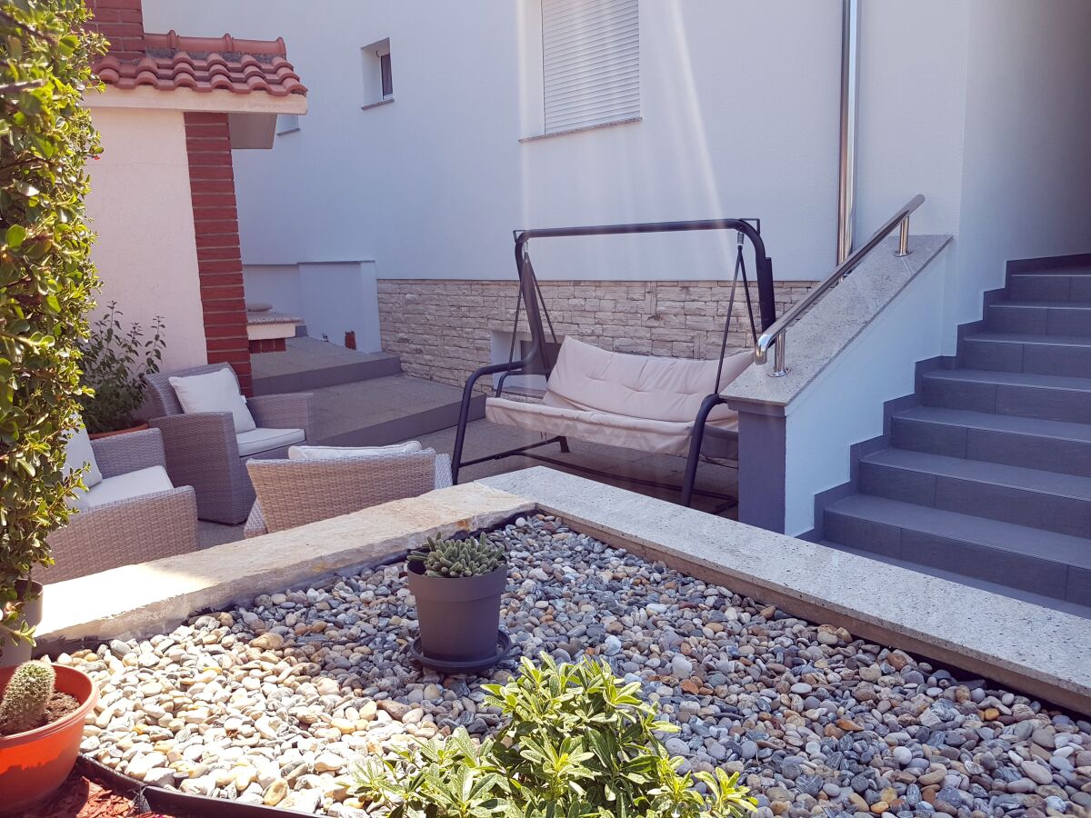 Apartment Two bedroom apartment with terrace and sea view Sveti Filip i Jakov, Biograd A-14353-b - Outdoor photo 4