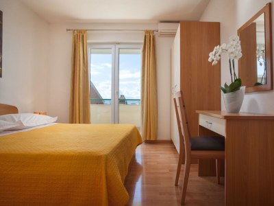 Apartment One bedroom apartment with terrace and sea view Tučepi, Makarska A-14457-a - Outdoor photo 23