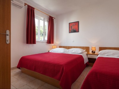 Apartment One bedroom apartment with terrace and sea view Tučepi, Makarska A-14457-b in Tučepi - Apartment