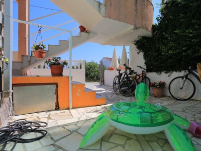 Apartment One bedroom apartment with terrace and sea view Slatine, Čiovo A-16131-d - Outdoor photo 9