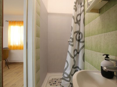 Apartment One bedroom apartment with terrace and sea view Slatine, Čiovo A-16131-d - Outdoor photo 20