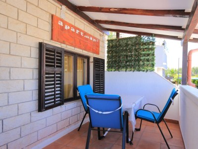 Apartment One bedroom apartment with terrace and sea view Slatine, Čiovo A-16131-d - Outdoor photo 22