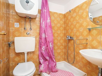 Apartment One bedroom apartment with terrace and sea view Slatine, Čiovo A-16131-e - Outdoor photo 18