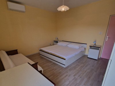 Apartment Two bedroom apartment with terrace and sea view Okrug Donji, Čiovo A-16276-a - Outdoor photo 10