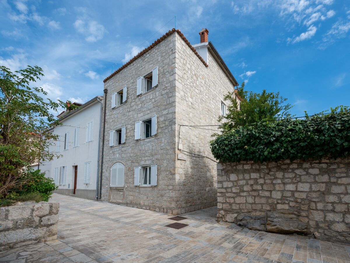 Holiday house Four-bedroom house with terrace and sea view Rab K-14697 - Outdoor photo 4