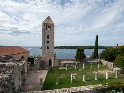 Holiday house Four-bedroom house with terrace and sea view Rab K-14697 - Outdoor photo 51