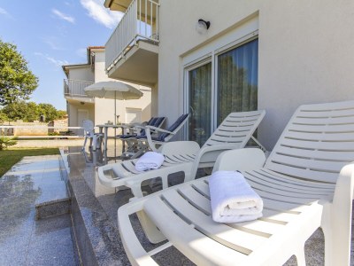 Apartment Two bedroom apartment with terrace Valbandon, Fažana A-16261-a - Outdoor photo 25