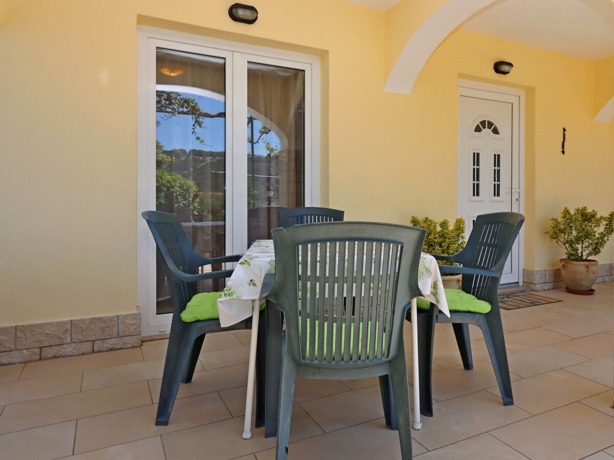 Apartment One bedroom apartment with terrace Lopar, Rab A-14804-a