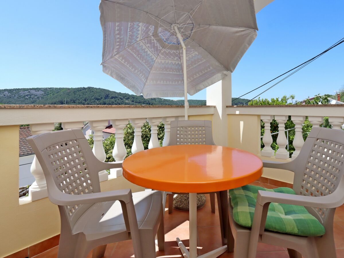 Apartment One bedroom apartment with terrace Lopar, Rab A-14804-c