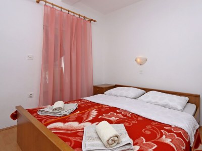 Apartment Two bedroom apartment with terrace Lopar, Rab A-14804-d - Outdoor photo 18