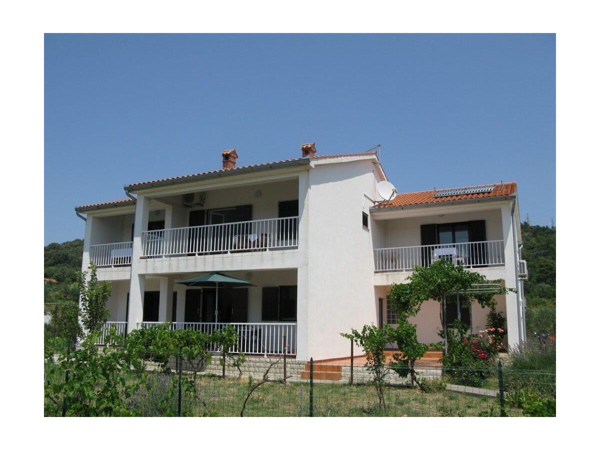 Apartment Two bedroom apartment with terrace Palit, Rab A-16356-b - Outdoor photo 3
