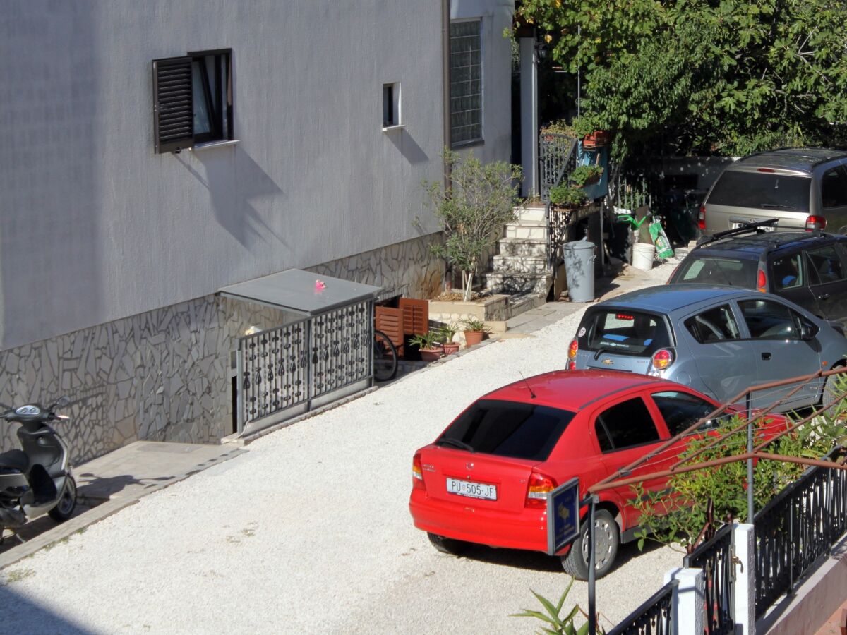 Apartment Two bedroom apartment with terrace Rovinj A-15084-c - Outdoor photo 5