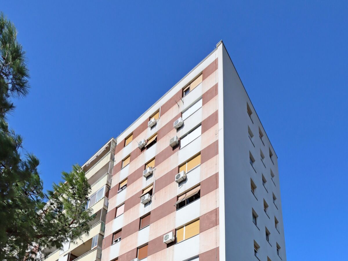 Apartment One bedroom apartment with air-conditioning Rijeka A-16539-a