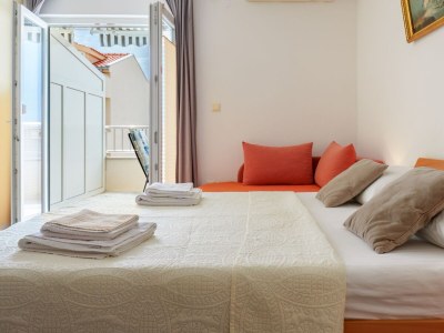 Apartment Studio flat with balcony and sea view Baška Voda, Makarska AS-16517-a - Outdoor photo 9