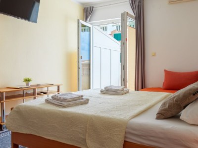 Apartment Studio flat with balcony and sea view Baška Voda, Makarska AS-16517-a - Outdoor photo 10