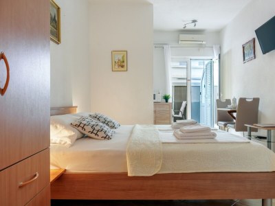 Apartment Studio flat with balcony Baška Voda, Makarska AS-16517-c - Outdoor photo 11