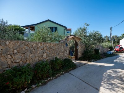 Apartment One bedroom apartment with terrace Silba A-17603-b - Outdoor photo 9