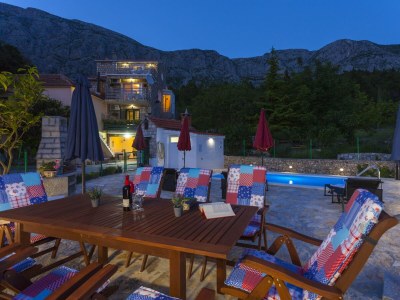 Apartment Four-bedroom apartment with balcony and sea view Gornji Tučepi, Makarska A-17686-a - Outdoor photo 24