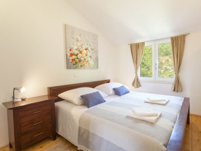 Apartment Four-bedroom apartment with balcony and sea view Gornji Tučepi, Makarska A-17686-a - Outdoor photo 48