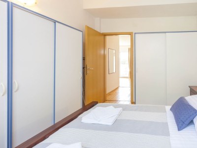 Apartment Four-bedroom apartment with balcony and sea view Gornji Tučepi, Makarska A-17686-a - Outdoor photo 49