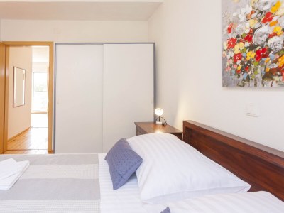 Apartment Four-bedroom apartment with balcony and sea view Gornji Tučepi, Makarska A-17686-a - Outdoor photo 50