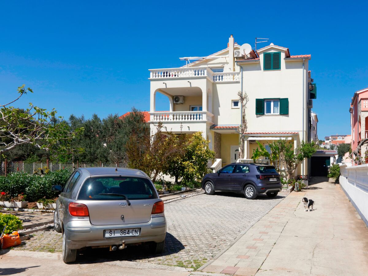 Apartment One bedroom apartment with terrace Vodice A-16543-b - Outdoor photo 3