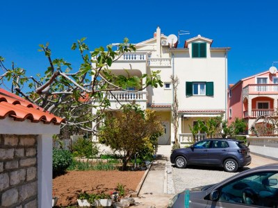 Apartment One bedroom apartment with terrace Vodice A-16543-b - Outdoor photo 4