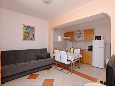 Apartment One bedroom apartment with terrace Vodice A-16543-b - Outdoor photo 10
