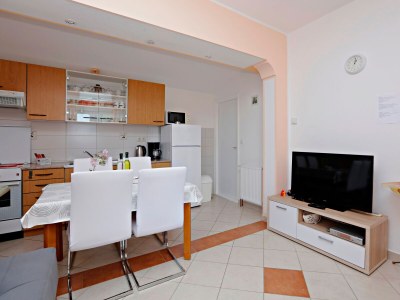 Apartment One bedroom apartment with terrace Vodice A-16543-b - Outdoor photo 11