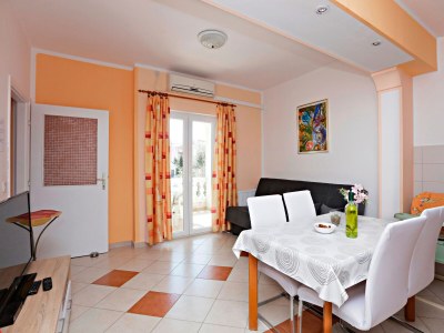 Apartment One bedroom apartment with terrace Vodice A-16543-b - Outdoor photo 12
