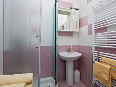 Apartment One bedroom apartment with terrace Vodice A-16543-b - Outdoor photo 24