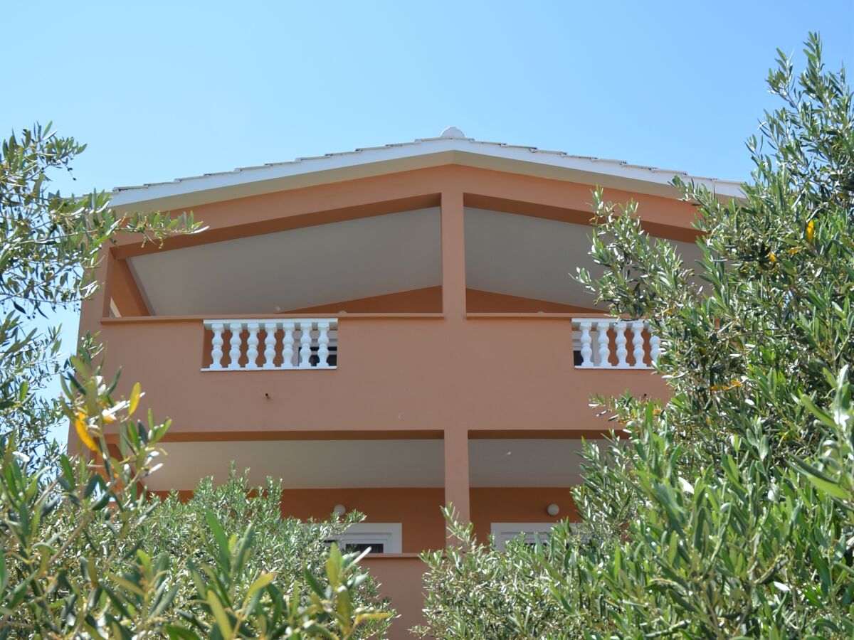 Apartment Two bedroom apartment near beach Tkon, Pašman A-16589-a - Outdoor photo 3