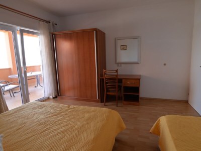 Apartment Two bedroom apartment near beach Tkon, Pašman A-16589-a - Outdoor photo 9