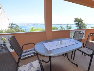 Apartment Two bedroom apartment near beach Tkon, Pašman A-16589-a - Outdoor photo 14
