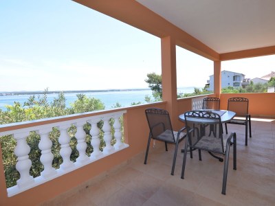 Apartment Two bedroom apartment near beach Tkon, Pašman A-16589-a - Outdoor photo 15