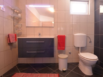 Apartment Two bedroom apartment near beach Tkon, Pašman A-16589-b - Outdoor photo 12