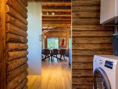 Holiday park Spacious wooden chalet with covered terrace - Outdoor photo 24