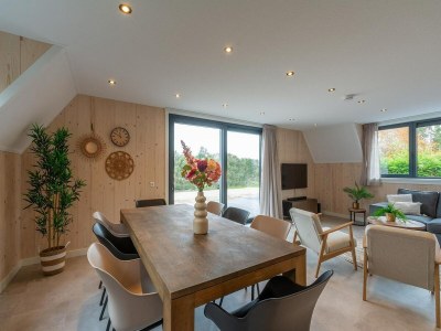 Holiday house Attraktiv eingerichtete, freistehende Villa für 8 Personen mit einem schönen großen Garten! - Features photo 6