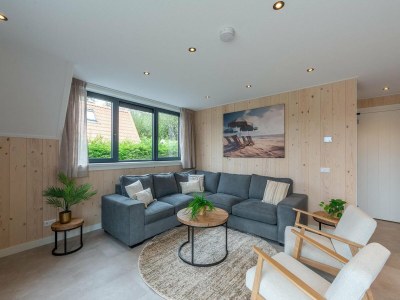 Holiday house Attraktiv eingerichtete, freistehende Villa für 8 Personen mit einem schönen großen Garten! - Features photo 13