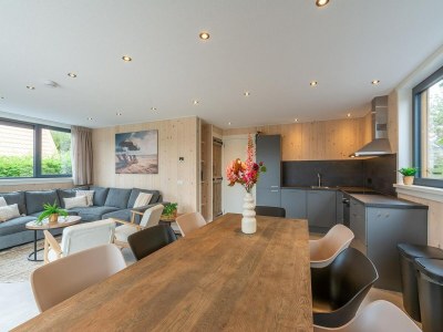 Holiday house Attraktiv eingerichtete, freistehende Villa für 8 Personen mit einem schönen großen Garten! - Features photo 16