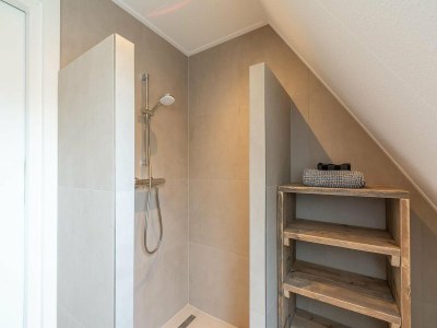 Holiday house Attraktiv eingerichtete, freistehende Villa für 8 Personen mit einem schönen großen Garten! - Features photo 29