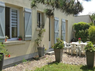Apartment Beachside Flat with Sunny Patio in Cayeux-sur-Mer - Apartment
