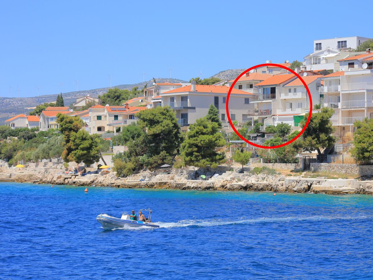 Apartment Two bedroom apartment near beach Okrug Donji, Čiovo A-16657-a