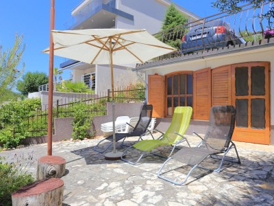 Apartment Two bedroom apartment near beach Okrug Donji, Čiovo A-16657-a - Outdoor photo 9