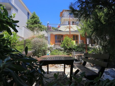 Apartment Three bedroom apartment near beach Okrug Donji, Čiovo A-16657-b - Outdoor photo 11