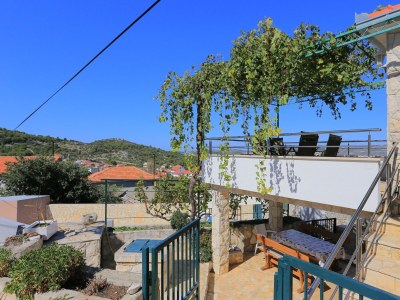 Holiday house Comfortable and spacious house with terrace and sea view Ražanj, Rogoznica K-17904 - Outdoor photo 13