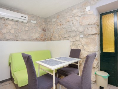 Holiday house Comfortable and spacious house with terrace and sea view Ražanj, Rogoznica K-17904 - Outdoor photo 22