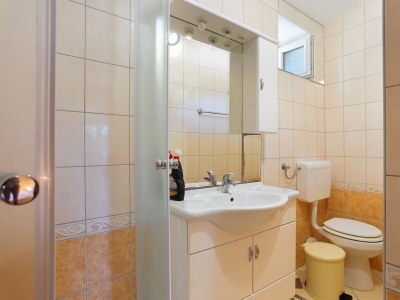 Holiday house Comfortable and spacious house with terrace and sea view Ražanj, Rogoznica K-17904 - Outdoor photo 40